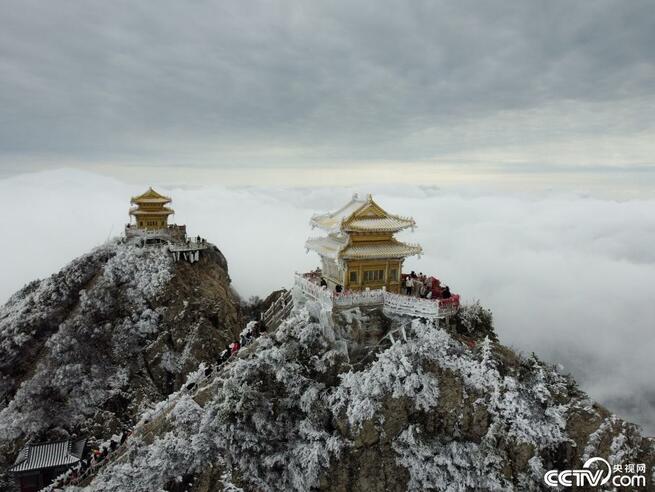 老君山で4月に雪景色＝河南省洛陽市_fororder_网2图1