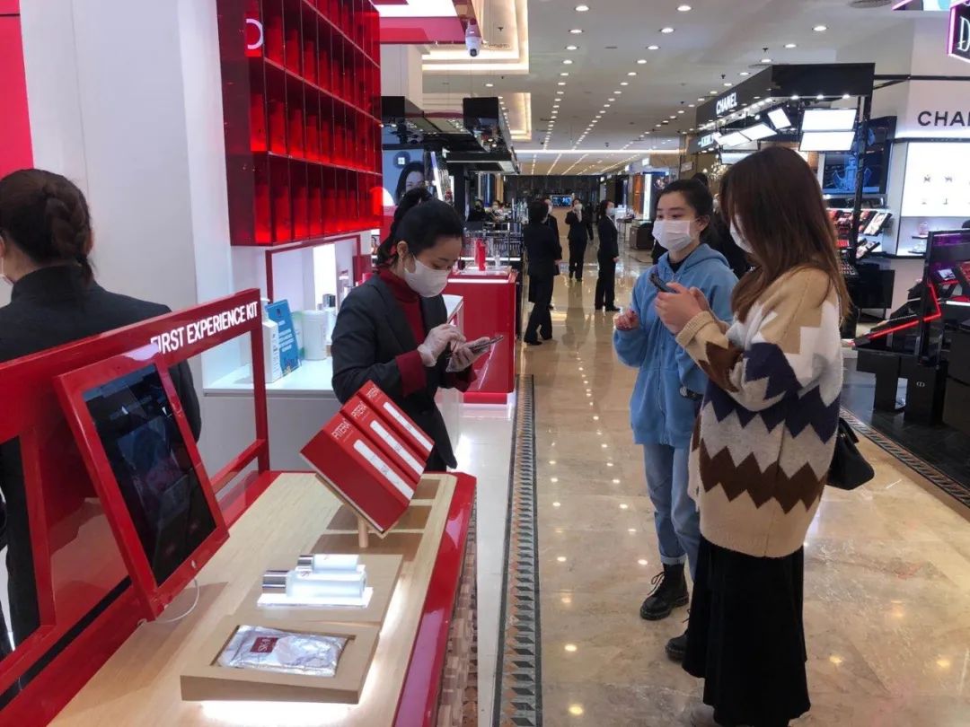 「人民日报」好久不见！时隔67天，这里恢复营业了！