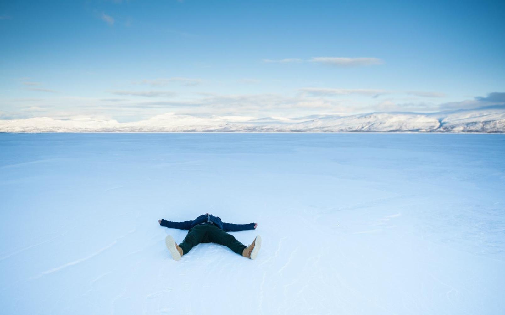 【世界旅游列表】去瑞典北部看极光 睡冰床 还有二哈队带你雪地溜达