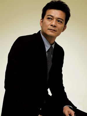 56岁“靖哥哥”健康状况下降 医生叮嘱：踢球别太拼命