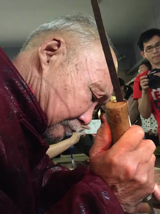 【喜迎十九大 &#183; 文脉颂中华】一张年画 忆世年华
