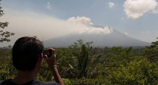 【直播天下】巴厘岛火山或喷发