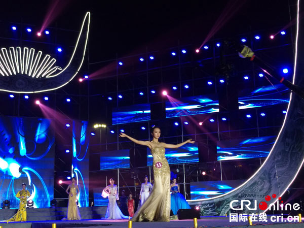 图片默认标题_fororder_晚礼服展示--摄影张勇-(1)