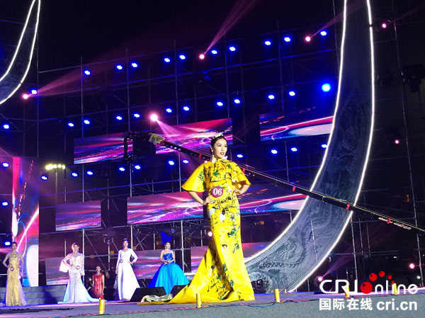 图片默认标题_fororder_晚礼服展示--摄影张勇-(2)