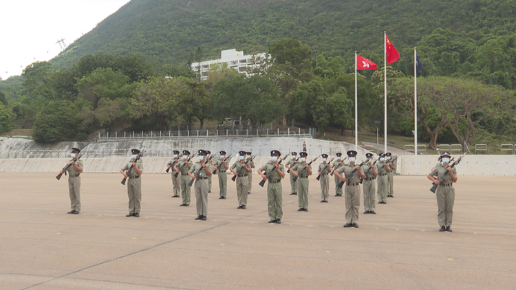 香港特区政府保安局局长：香港纪律部队步操将加入中式元素以彰显国家情怀