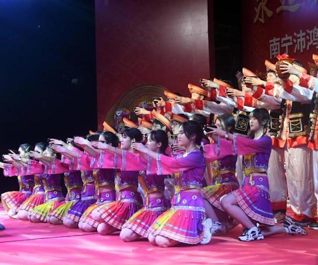 นักเรียนชนกลุ่มน้อยเขตกว่างซีเฉลิมฉลองเทศกาล “วันที่ 3 เดือนที่ 3 ”_fororder_222