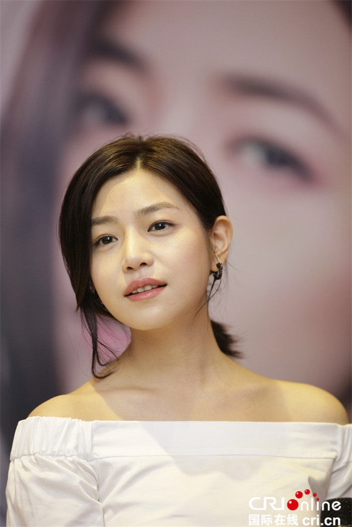 初恋脸女星长这样：刘亦菲陈妍希永远是校园女神