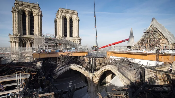 巴黎圣母院火灾两周年 马克龙重申在2024年完成重建
