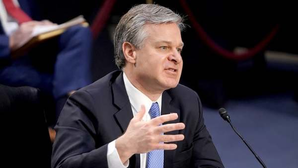 嚯!FBI局长自曝:“我们每10小时就对中国开启一项新调查”
