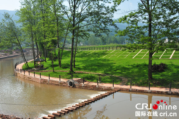 图片默认标题_fororder_陇西十里绿堤（雨城区水务局供图）