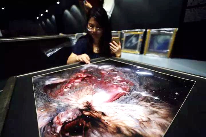 单老颁奖,华姐点赞,她用一根针绣出绚烂星空! 单老颁奖,华姐点赞,她用一根针绣出绚烂星空!