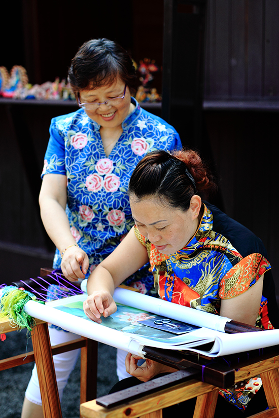 Chongqing Yudong crewel embroidery: passing on the traditional craftsmanship with Banan's characteristics