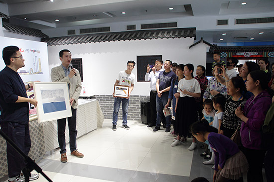 上海市中青年版画家作品展在京开幕