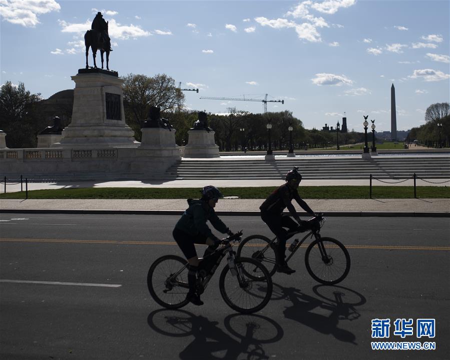 新华网：约翰斯&#183;霍普金斯大学：美国新冠肺炎确诊病例增至236339例