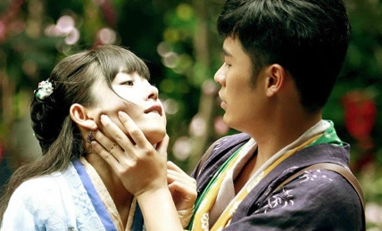  网曝张子萱孕检  目前两人还没有正式回应--扬子