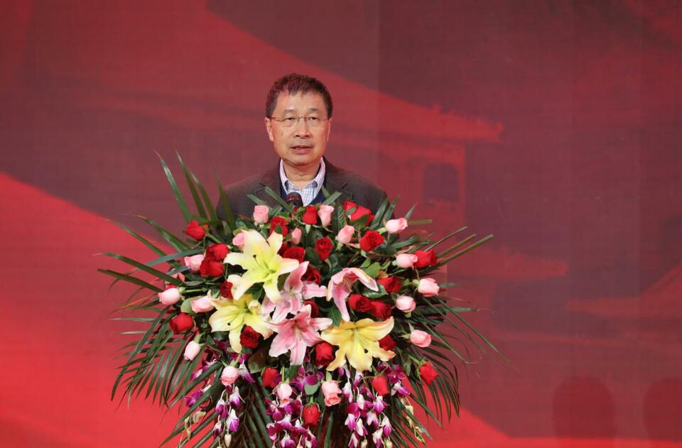 (故宫博物院原常务副院长李季致辞)