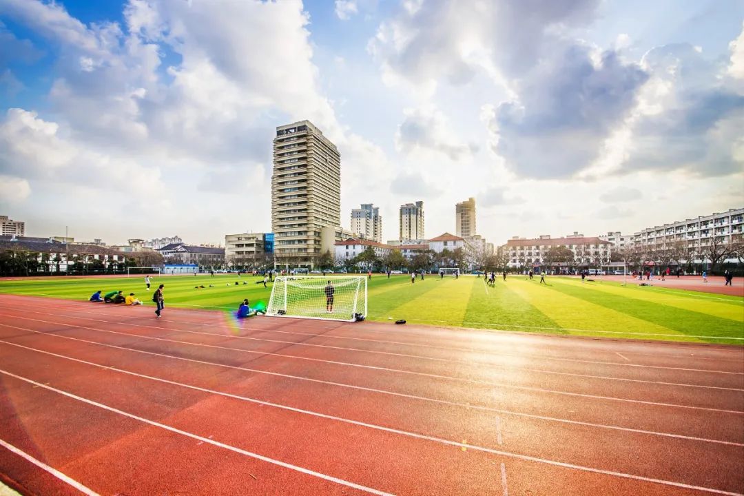 #人民日报#今天 4 省确定开学时间！最全开学时间表来了
