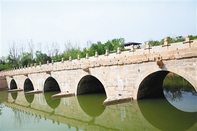 【中首 陕西 图】长安公园有座迁来的清代石拱桥