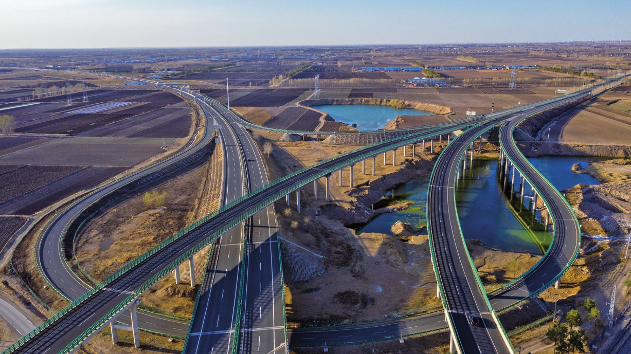 吉林省白城市：高速公路“两纵一横”布局形成