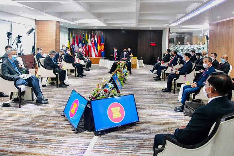 东盟领导人缅甸问题特别会议在雅加达开幕_fororder_VCG111327118905