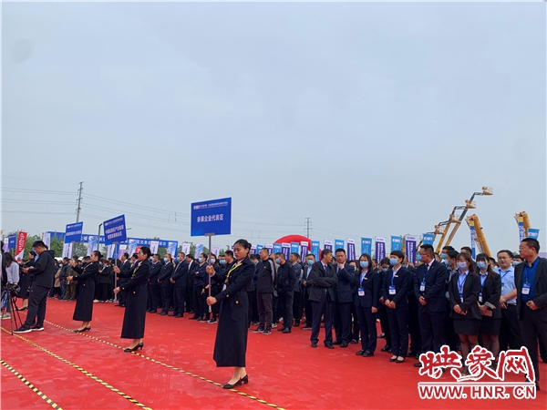 第七届中国•长垣国际起重装备博览交易会开幕
