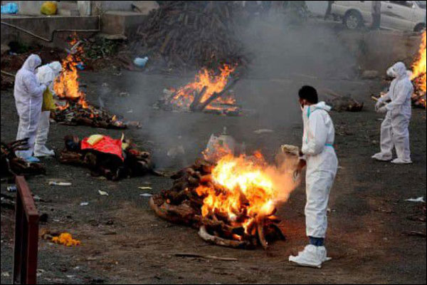 อินเดียมีผู้ติดเชื้อรายใหม่กว่า 13 ล้านรายในเวลา 4 วัน_fororder_20210426yd1