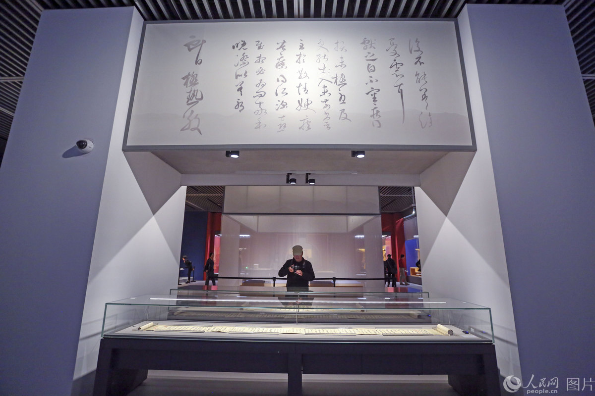 “雍正故宫文物大展”在沪举行 现场复原“军机处 “雍正故宫文物大展”在沪举行 现场复原“军机处