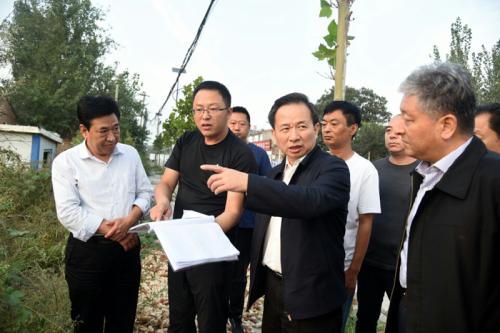 环保部长调研大气污染治理 强调持续保持高压态势