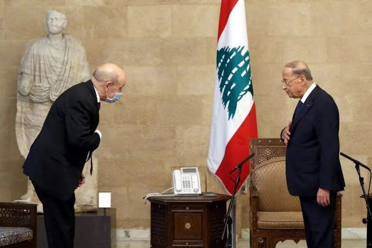 法国外长同黎巴嫩多名政要举行会谈 探讨黎组阁危机