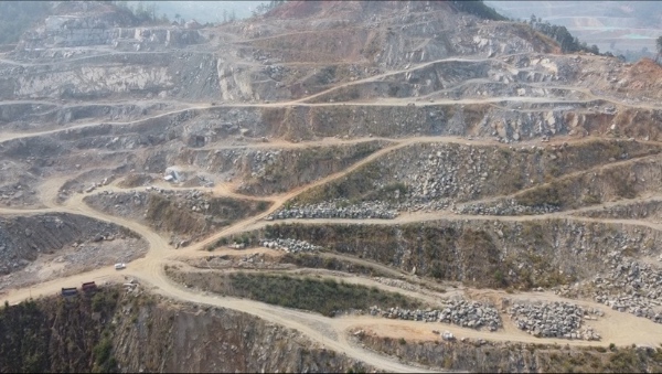 （转载）四川米易县非煤矿山生态环境问题排查整治不力 生态破坏问题突出