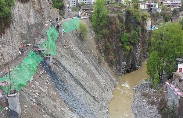 （转载）四川阿坝州S217卓小路（抚边段）道路施工造成生态破坏