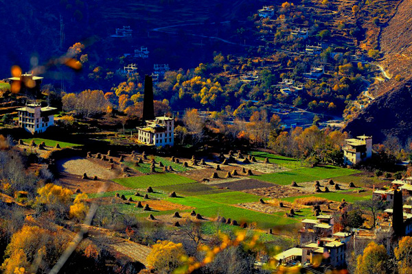 图片默认标题_fororder_7、绝美中路藏寨风光-供图-丹巴县委宣传部