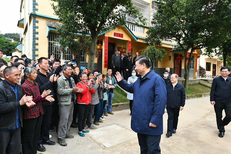 2021年4月25日,习近平总书记在桂林市全州县才湾镇毛竹山村考察时