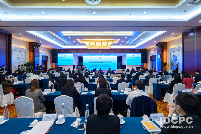 ເປັນ​ຫຍັງ​ໂຮງ​ຮຽນ​ປະ​ຖົມ​ທຳ​ມະ​ດາ​ແຫ່ງຢູ່ຂອງ​ນະ​ຄອນ​ຫຼວງວຽງ​ຈັນ​ໄດ້​ຮັບ​ຄວາມ​ສົນ​ໃຈ​ຢ່າງກວ້າງ​ຂວາງ?_fororder_W020210507779418172210