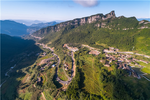 【区县】重庆武隆：一条路的延伸 大山深处有了盼头