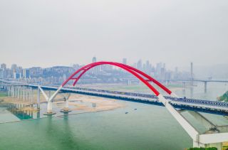 驾驶GS4畅游8D立体城市 感受“基建狂魔”的深厚底蕴