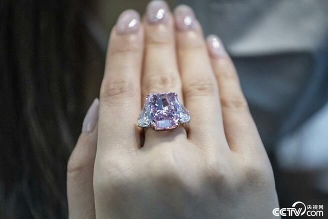 香港で15.81カラットのピンクダイヤモンド競売へ、予想価格41億円超_fororder_F-0521-1