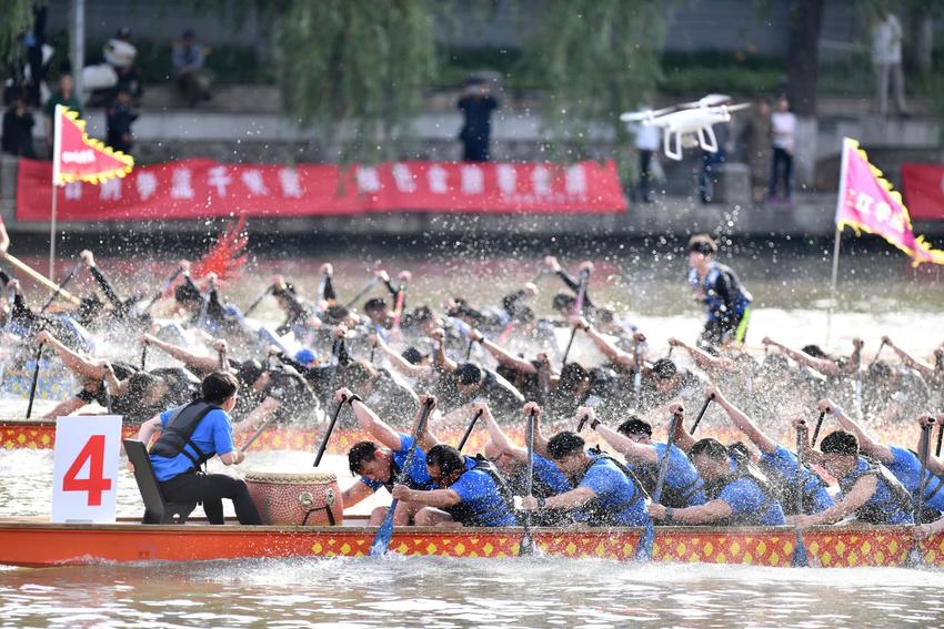 （供稿 旅游列表 三吴大地南京 移动版）以龙舟赛讲好南京故事 两岸城市龙舟文化交流活动举行（条目标题）两岸城市龙舟文化交流活动举行