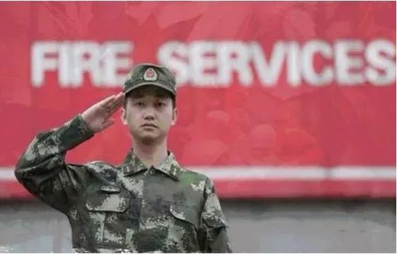 13年前の四川大地震で生き残った少年が「夢」を実現_fororder_4