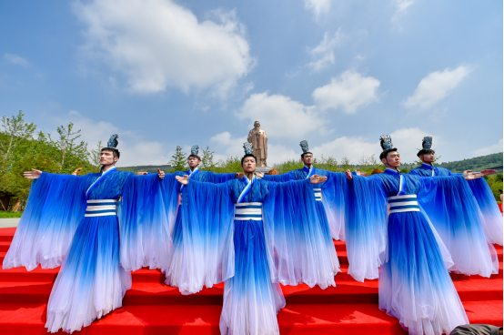 （供稿 旅游列表 三吴大地无锡 移动版）无锡灵山文化旅游集团新项目尼山圣境景区开园