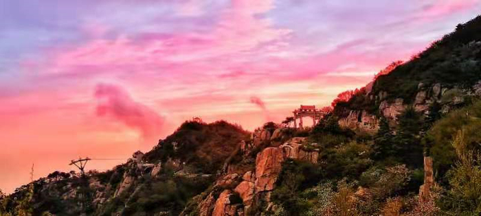 태산 정상에 비친 황홀한 저녁노을 태산 정상에 비친 황홀한 저녁노을_fororder_t2