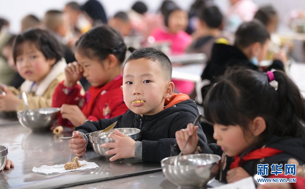 十年!阳光照进山区孩子们的心田