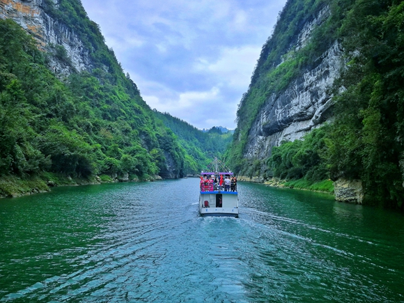 武陵山区文旅融合发展联盟,黔江正加快建设武陵山旅游集散中心,推动渝