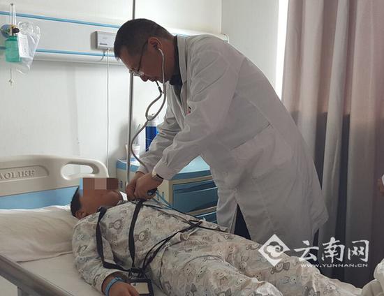 12岁少年心脏上有5个“洞”7小时手术顺利“补心”