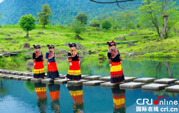 图片默认标题_fororder_黑竹沟旅游加快发展（峨边彝族自治县委宣传部供图）