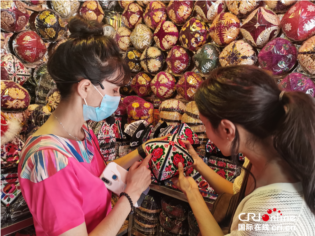 (外籍记者新疆行)古城涅槃,“石榴花”在喀什绽放_fororder___172.100.100.3_temp_9500041_1_9500041_1_1_e95531a8-79d8-4a3a-b00e-d9218ea47ee7