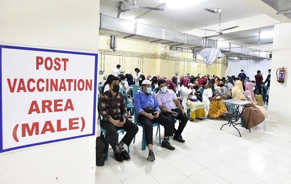 बांग्लादेश में चीनी वैक्सीन का टीकाकरण शुरु_fororder_孟加拉接种疫苗