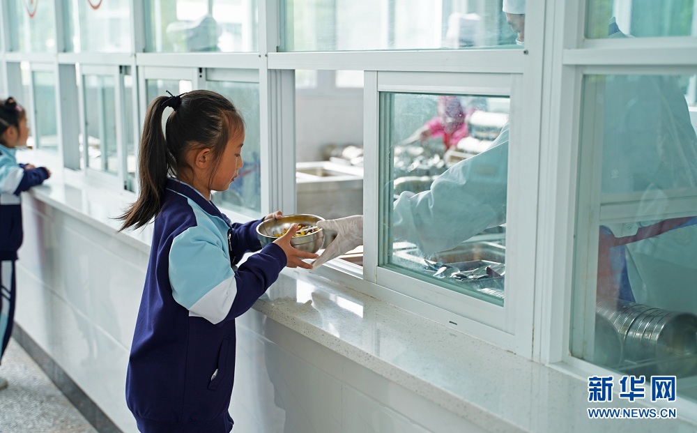 十年!阳光照进山区孩子们的心田