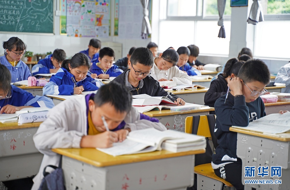 十年!阳光照进山区孩子们的心田