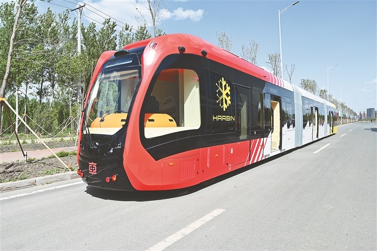 预计年运输乘客400万人次 智轨电车7月开跑_fororder_5653.